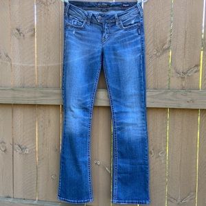 SILVER JEANS - 28/31 - Tuesday Low Slim Boot